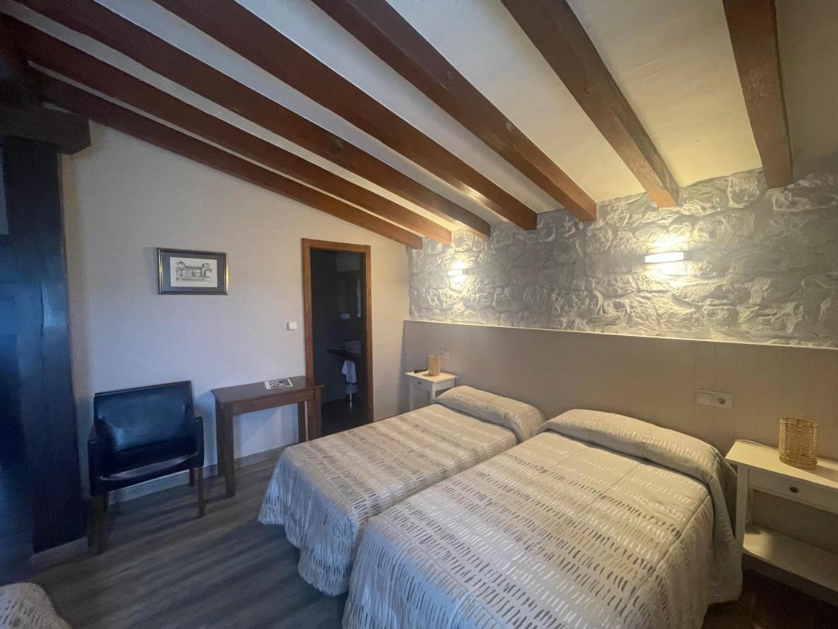 Posada La Solana - Adults Only Santillana del Mar Dış mekan fotoğraf